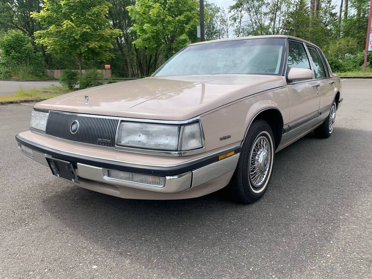 1988 Buick exterior
