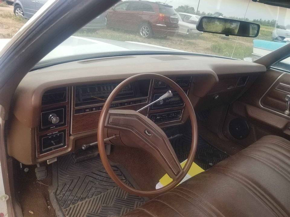 ford wagon dashboard
