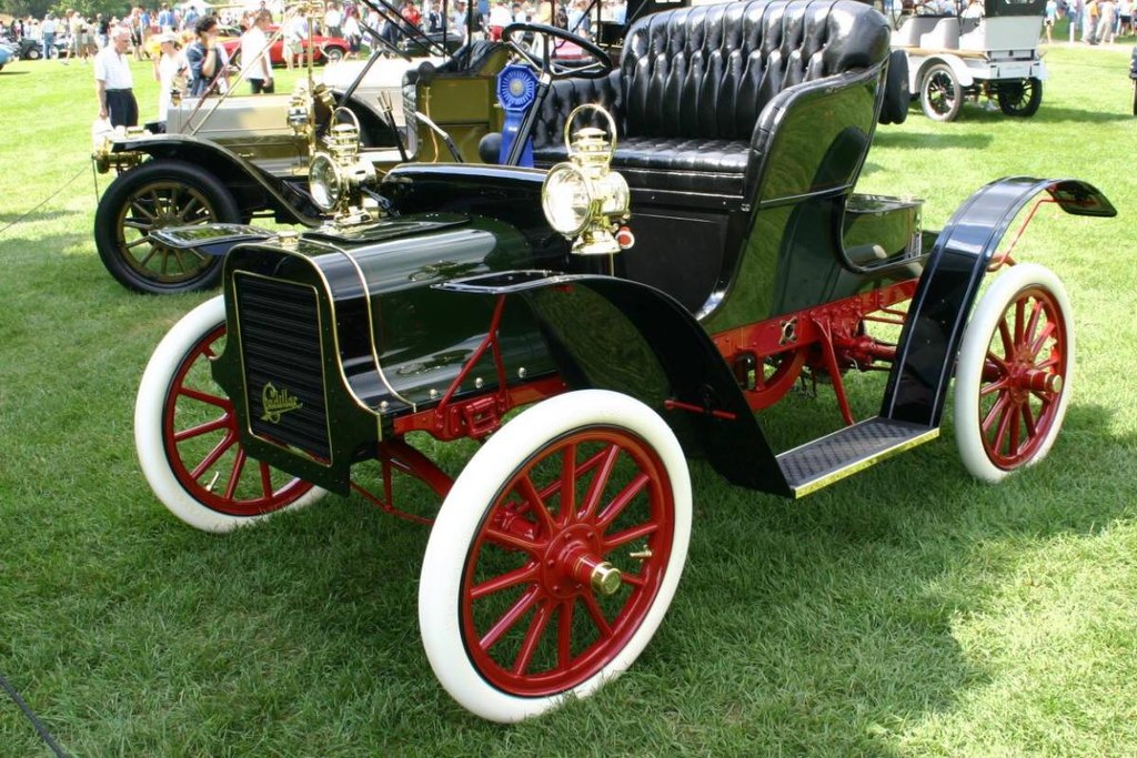 July 29, 1909 - General Motors buys Cadillac - This Day In Automotive History