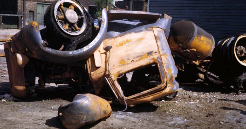 May 25, 1950 – Chicago Green Hornet disaster kills 33