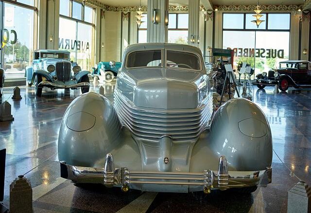July 19, 1934 – Patent filed for retractable headlights for Cord