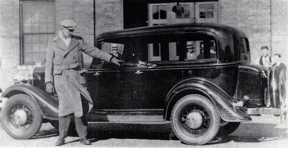 July 22, 1934 – Car loving crook John Dillinger shot dead in Chicago