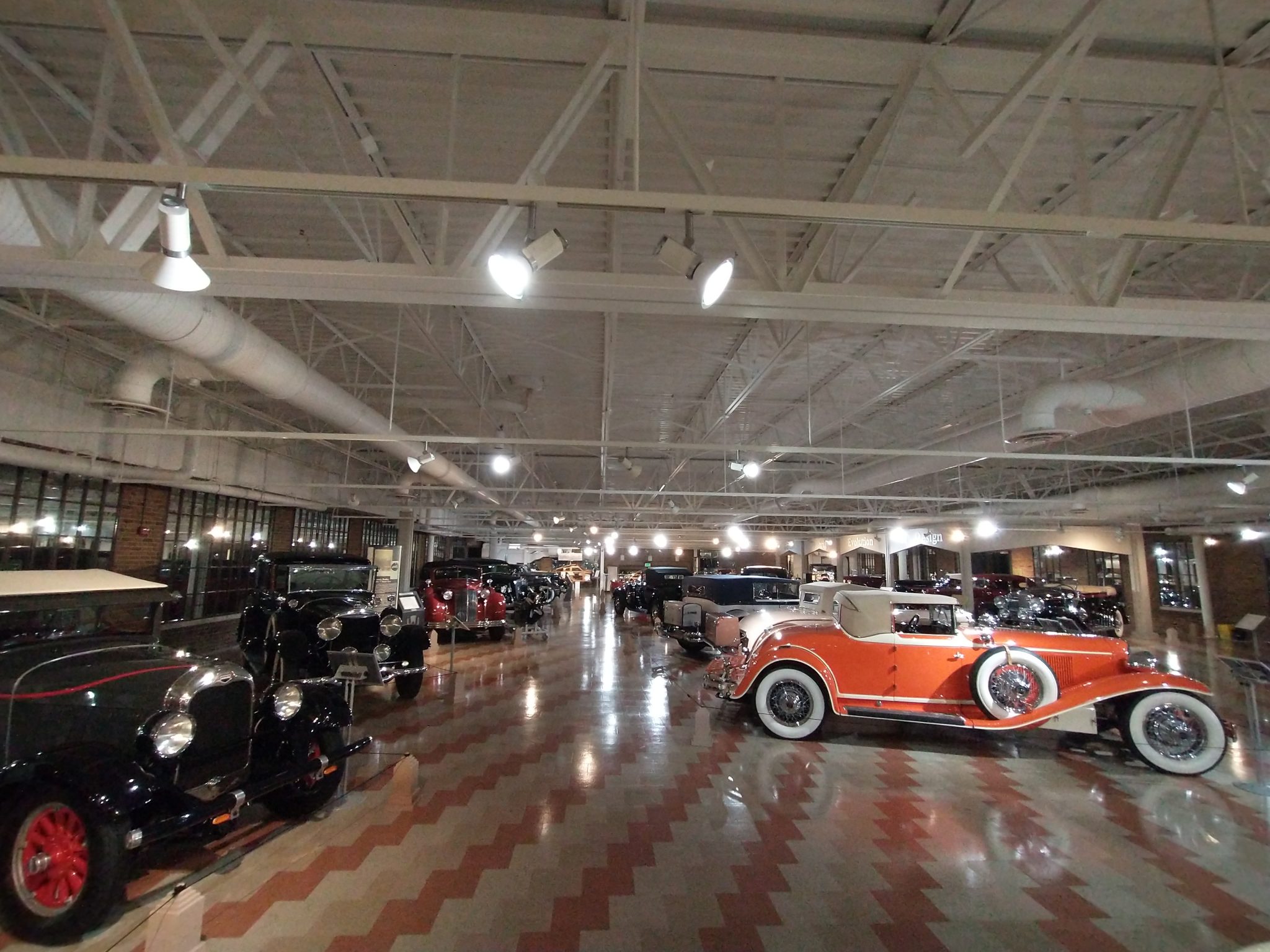 August 7, 1937 - Auburn Automobile Company closes - This Day in ...