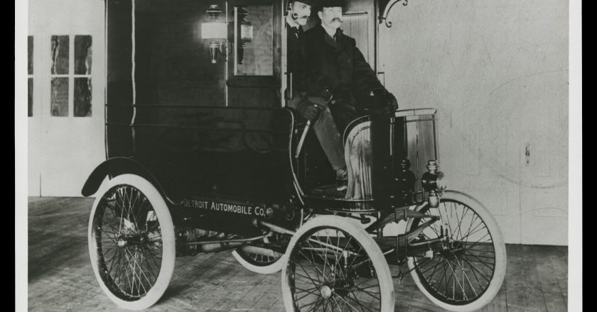 August 5, 1899 – Henry Ford starts his first car biz, the Detroit Automobile Company