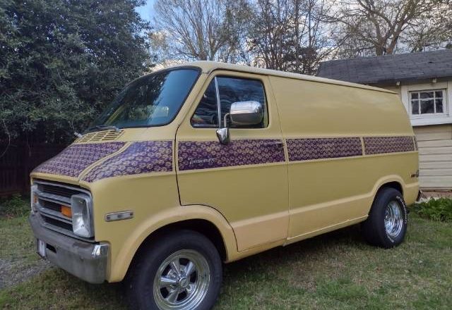 70s Shaggin’ Wagon – 1974 Dodge Tradesman Shorty Van